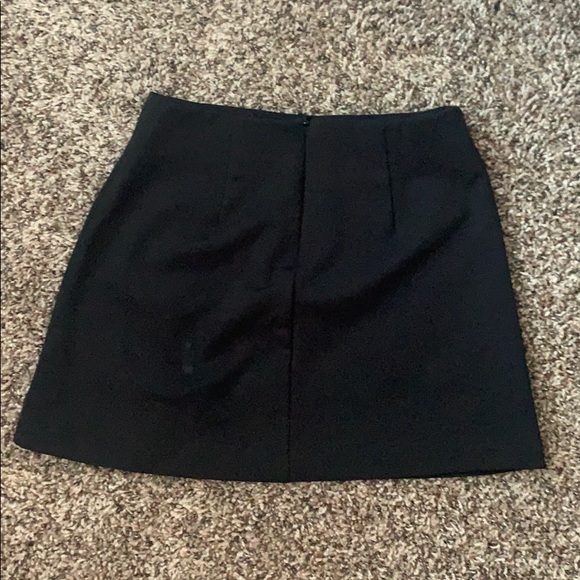 Forever 21 Mini skirt - Picture 2 of 4
